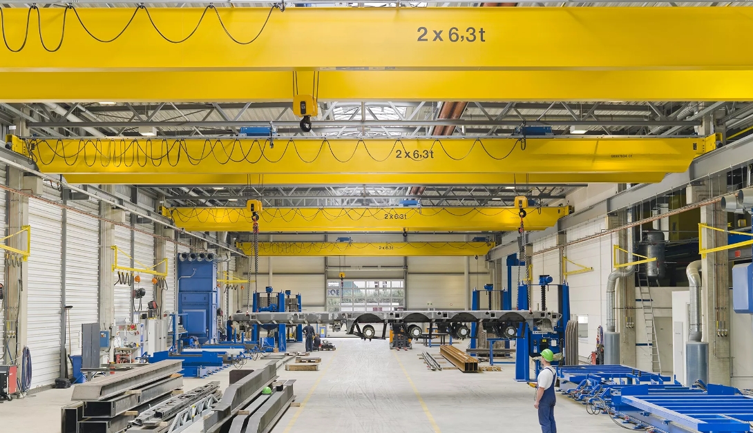 overhead crane for handling